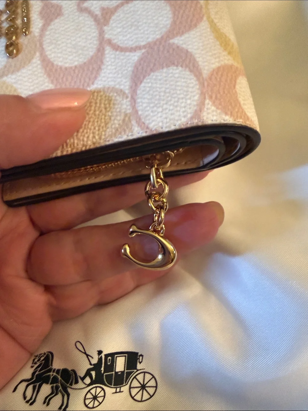 🩷🧡Coach NWT Chalk/Pink/Peach Signature Canvas Small Snap Wallet /Gold Hardware